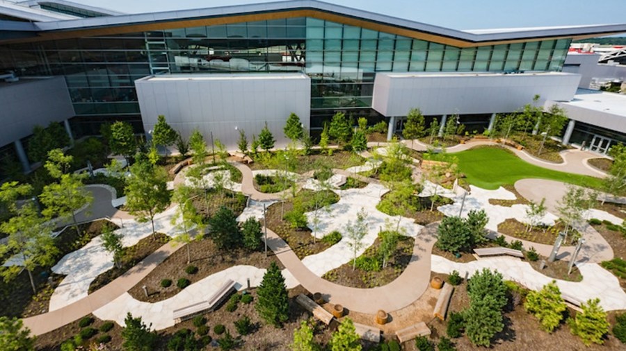 new-outdoor-space-opens-at-pittsburgh-airport