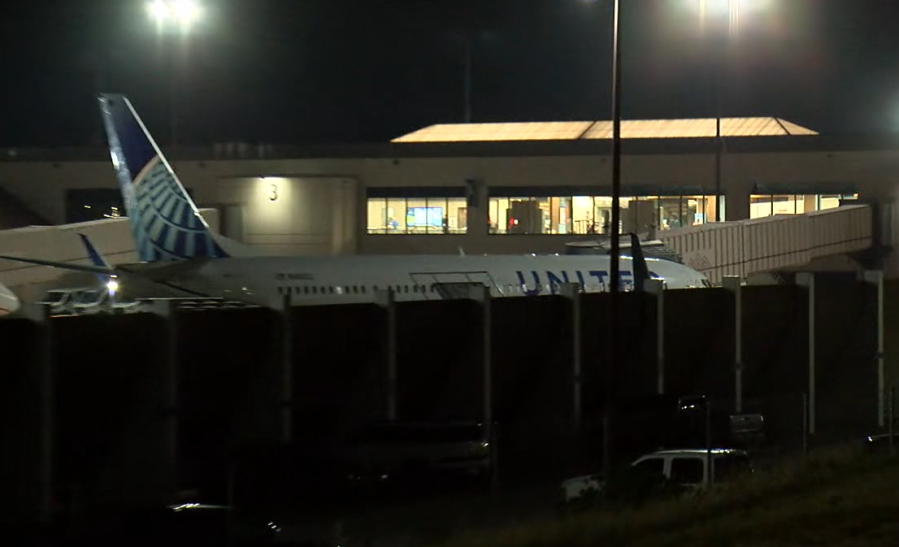 multiple-passengers-receive-medical-care-after-22-flights-diverted-from-denver