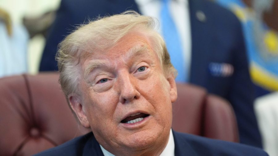 trump-backs-house-passed-bill-to-make-daylight-savings-time-permanent