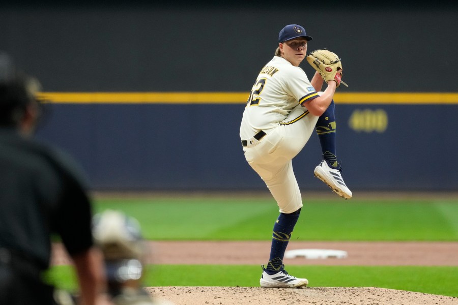 harrison-leads-the-brewers-past-the-pirates-4-2