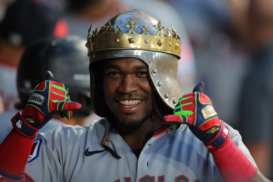 martinez-hits-grand-slam-in-guardians-win-over-white-sox