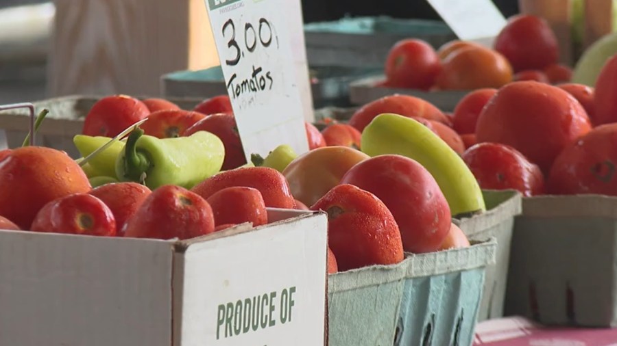 sharon-farmer’s-market-begins-2026-season