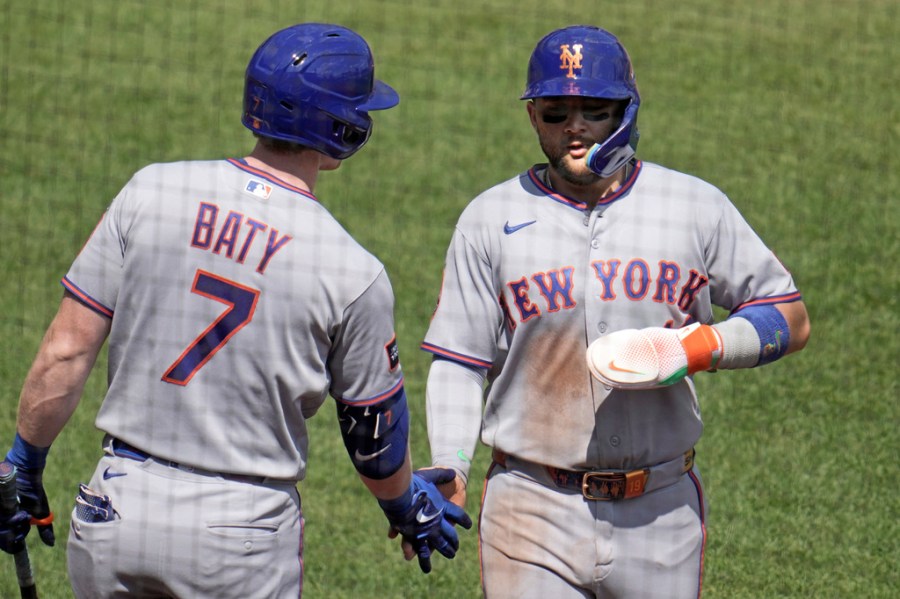bichette-goes-5-for-5-in-mets’-11-1-rout-of-pirates
