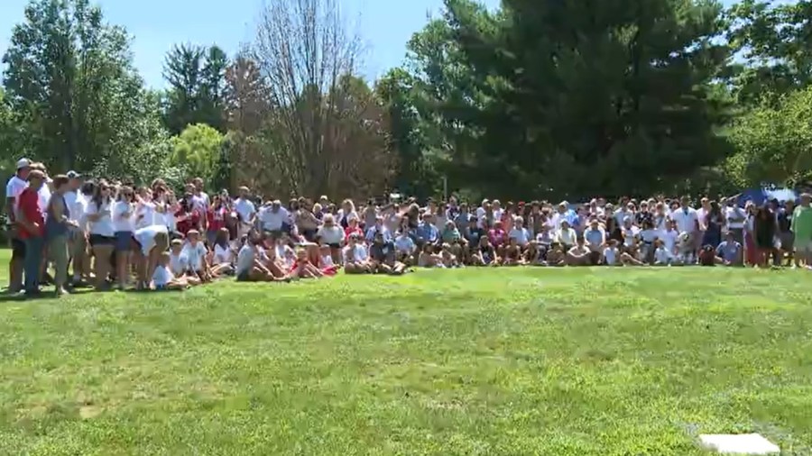 family-celebrates-100-years-with-large-scale-reunion