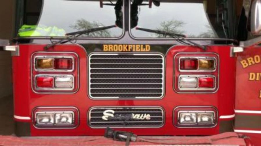 crews-respond-to-afternoon-fire-in-brookfield