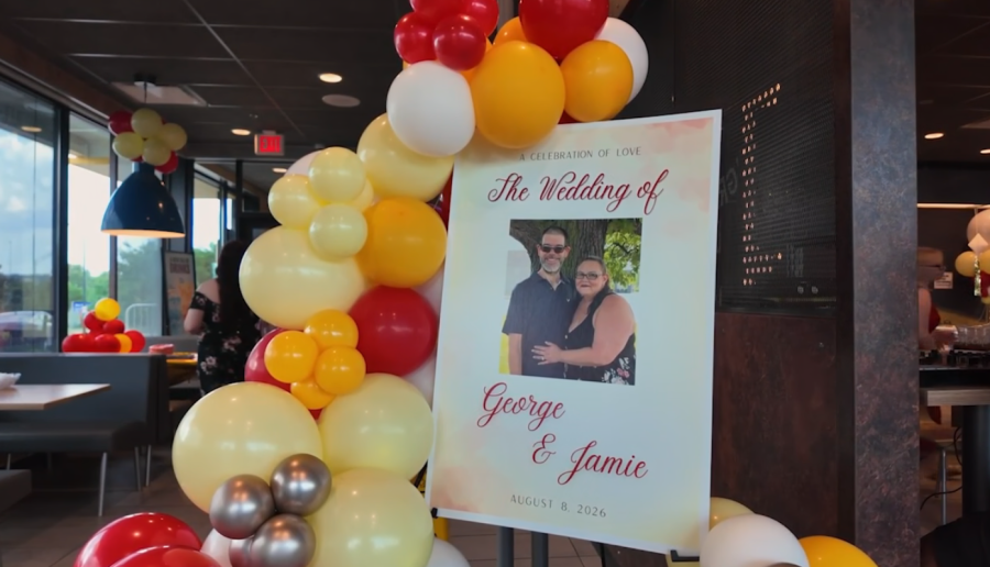 coworkers-say-‘i-do’-at-akron-mcdonald’s