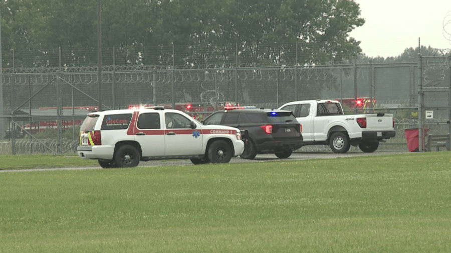 8-hospitalized-after-lightning-strike-at-grafton-reintegration-center:-i-team