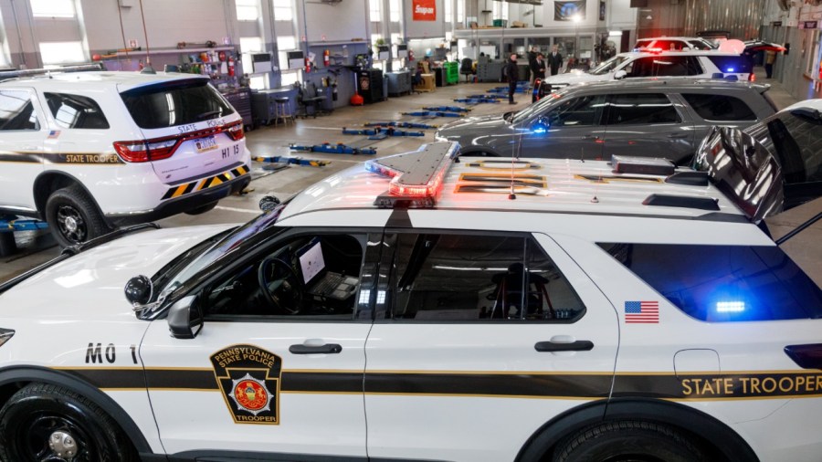 two-drivers-die-in-three-vehicle-crash-in-mercer-county:-psp