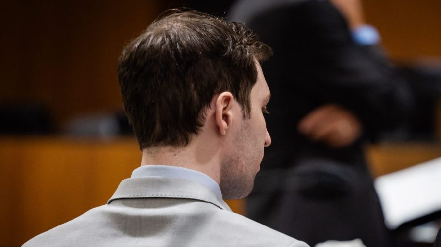 accused-charlie-kirk-shooter-ineligible-for-death-penalty,-defense-argues
