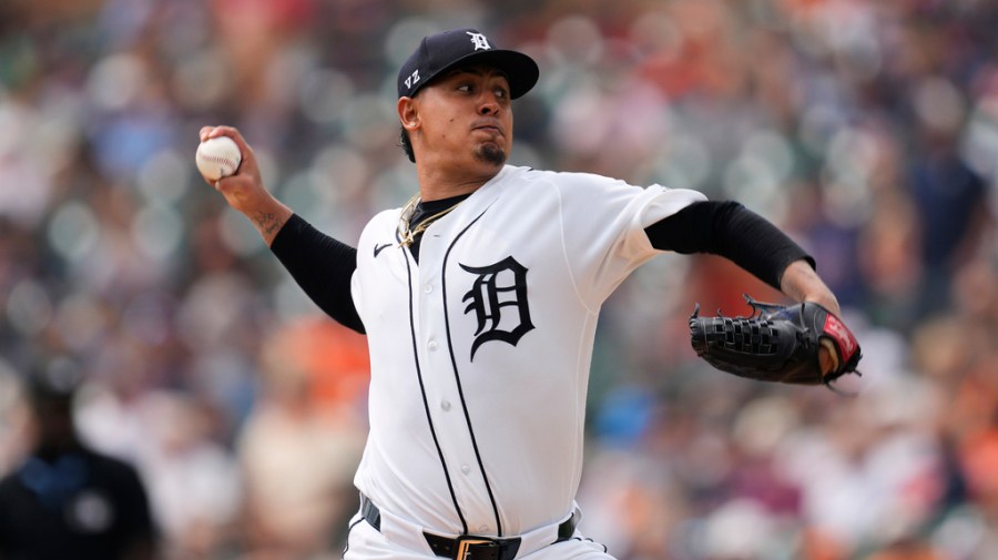 tigers-shut-out-guardians-without-a-strikeout,-a-first-in-mlb-since-2014