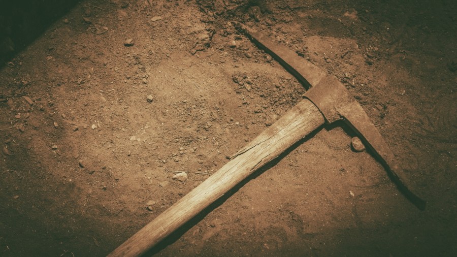 gold-mine-collapses-in-central-african-republic,-killing-at-least-30-miners