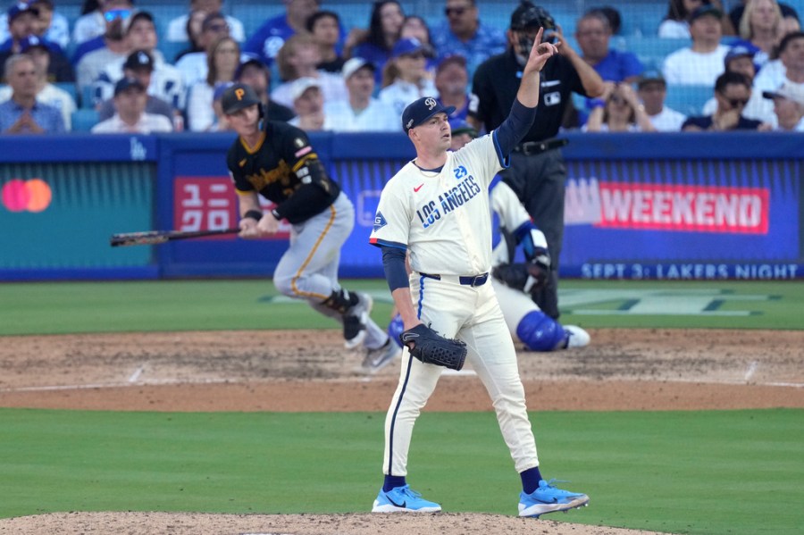 skubal-fans-11-as-dodgers-rally-past-the-pirates,-4-3