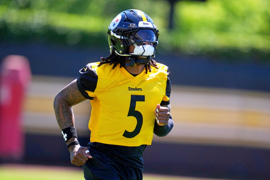 injured-steelers-veteran-returns-to-the-practice-field