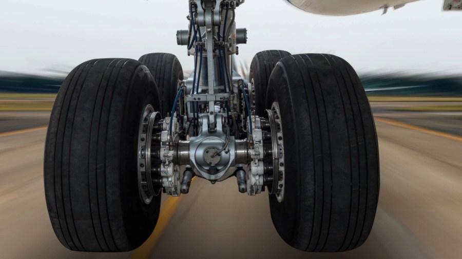 military-aircraft-makes-‘precautionary’-emergency-landing