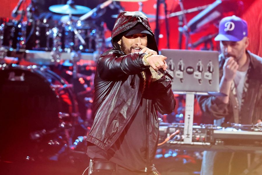 eminem-opens-up-about-letter-dolly-parton-wrote-to-him-after-rock-hall-induction