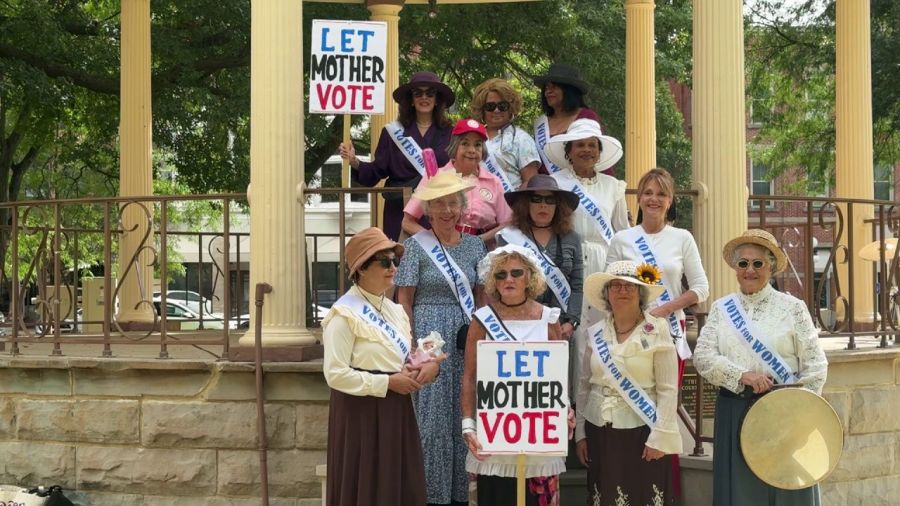 women-mark-equality-day-with-warren-event