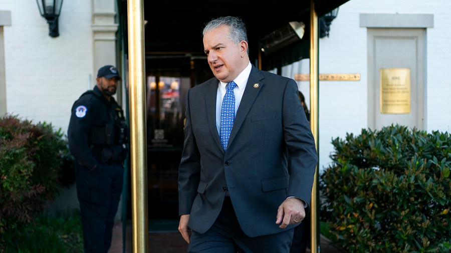 gop-congressman:-jelly-roll-‘not-welcomed’-to-florida-panhandle-after-trump-jabs