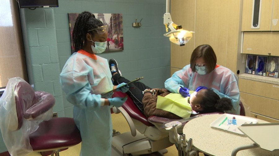 local-school’s-free-dental-clinic-closes