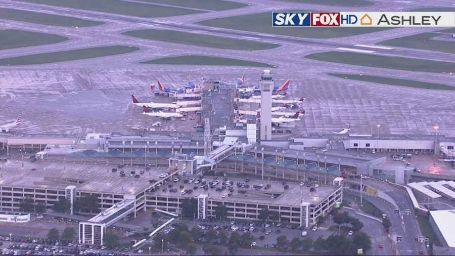 cleveland-hopkins-reopens-after-brief-closure-due-to-‘security-matter’:-officials