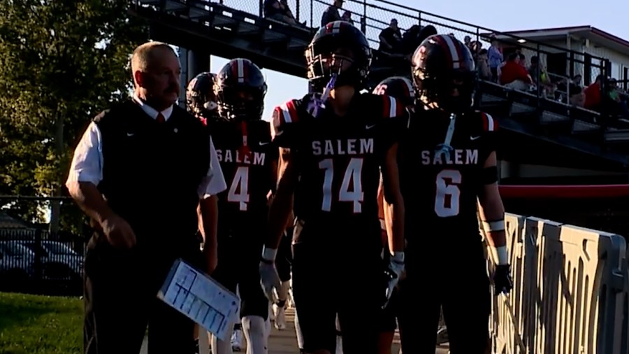highlights:-canfield-vs.-salem-high-school-football