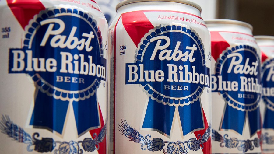 pabst-blue-ribbon-gives-thieves-deadline-to-return-50,000-stolen-beers