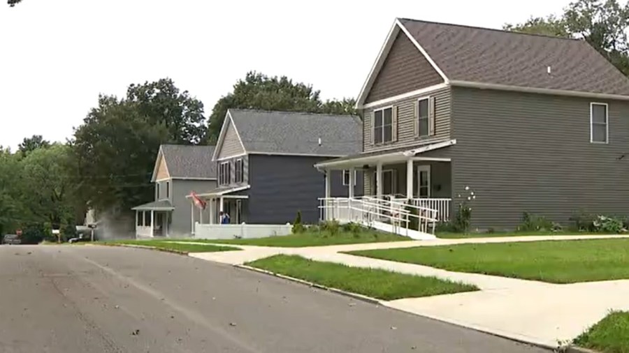 yndc-shows-off-houses-on-newly-redeveloped-cliff-view-street