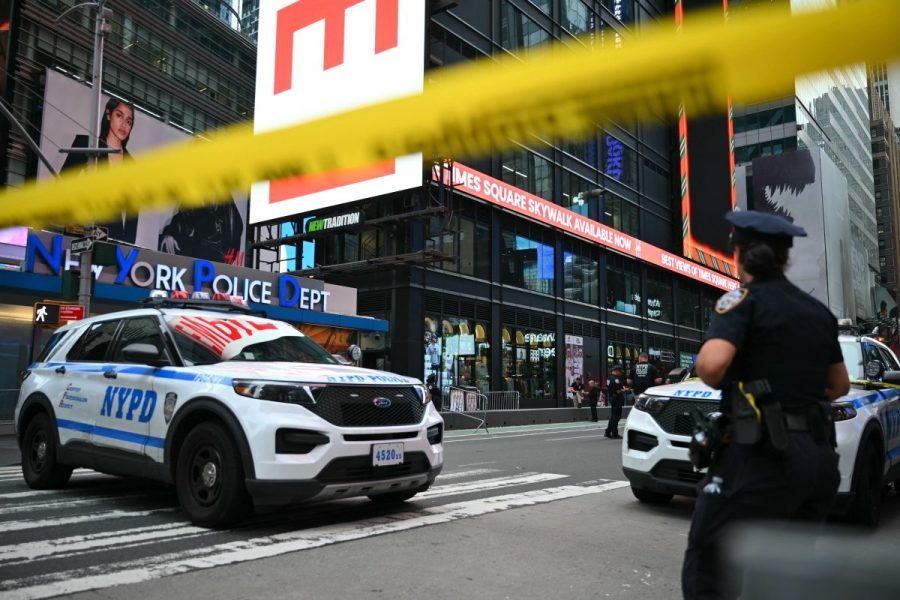 woman-killed-in-times-square-stabbing-identified:-‘our-hearts-go-out-to-her-family’