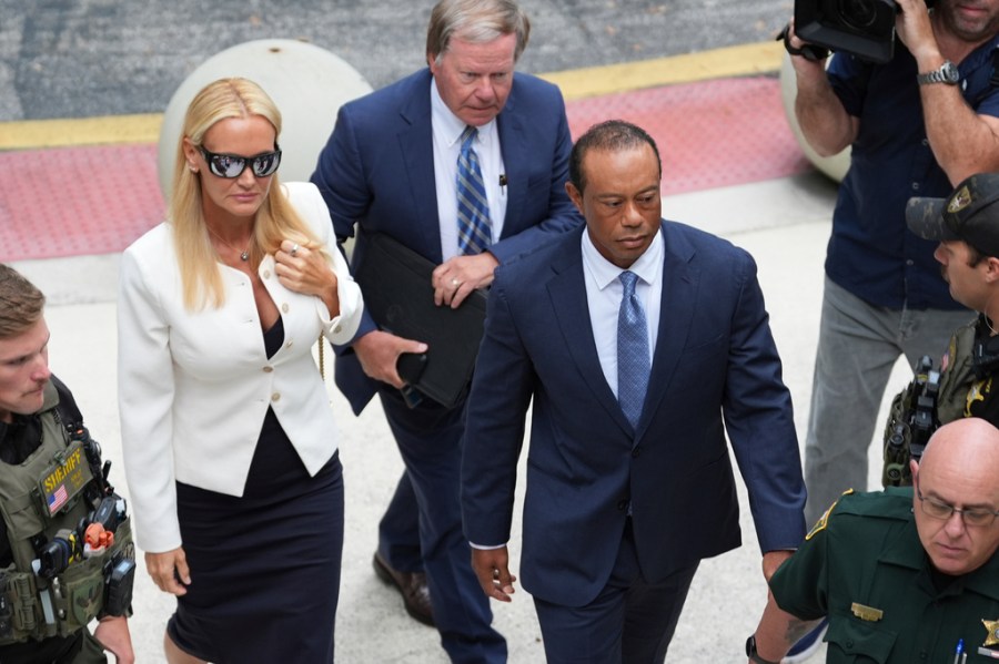 tiger-woods-pleads-no-contest-to-reckless-driving-charge,-gets-license-suspended-for-5-years