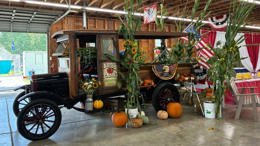 locals-show-off-garden-goods-at-canfield-fair