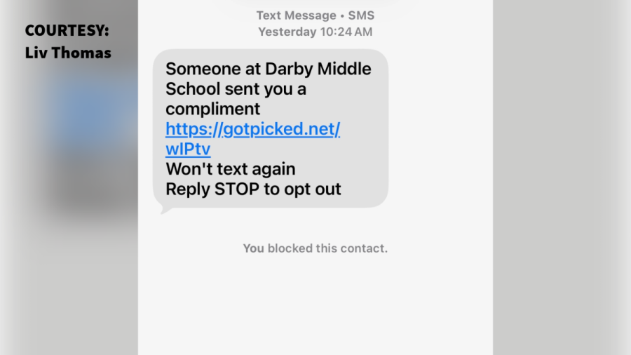 what-to-know-about-the-‘compliment’-texting-trend-targeting-students