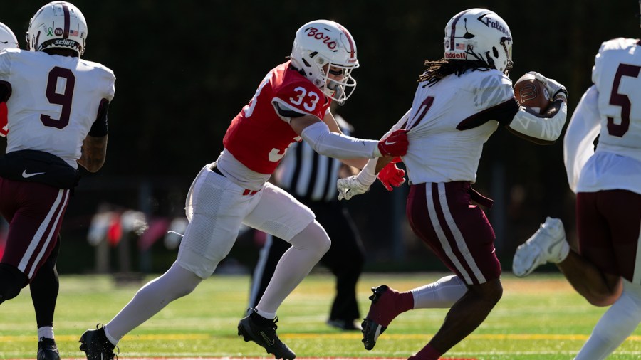 cardinal-mooney-graduate-earns-college-football-honor