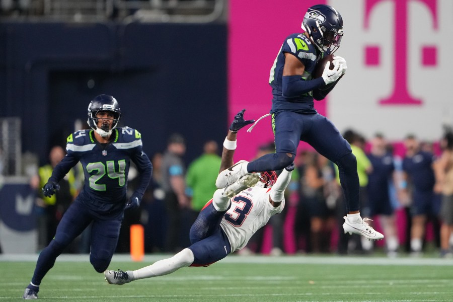 seahawks-hold-off-patriots-13-10-in-super-bowl-rematch