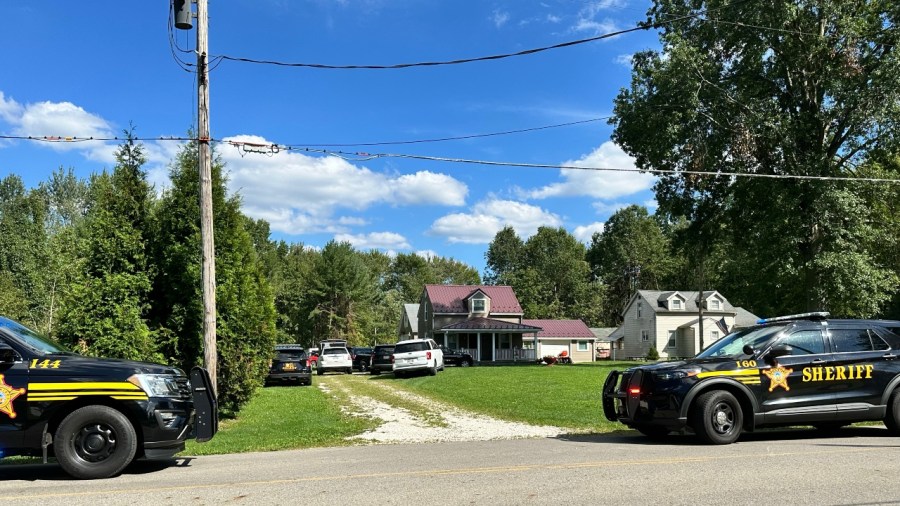 road-reopens-after-police-response-in-canfield-twp.