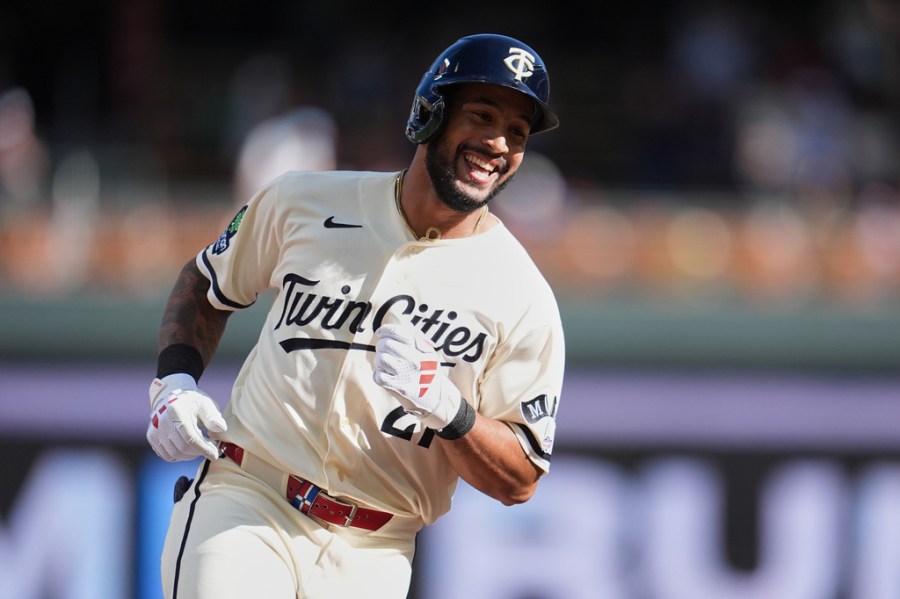 rodriguez-homers-and-twins-edge-guardians-4-3