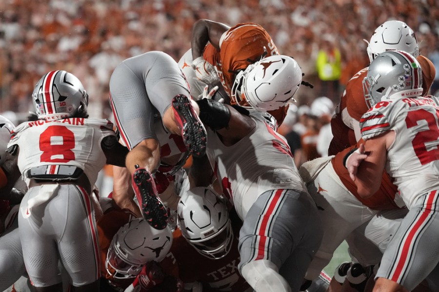 no-4-texas-upsets-no.-1-ohio-state-with-21-point-final-quarter