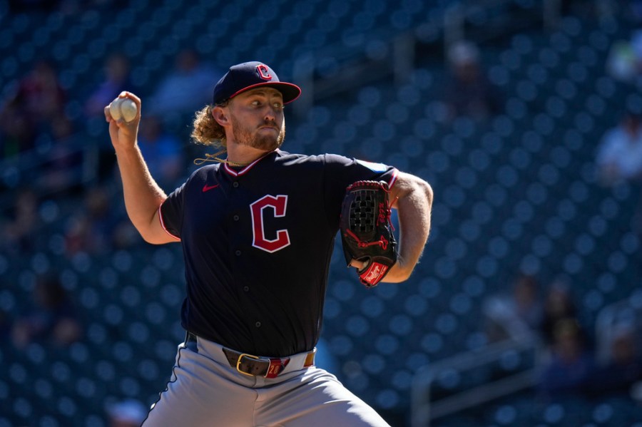 guardians-beat-twins,-pull-within-1/2-game-of-white-sox