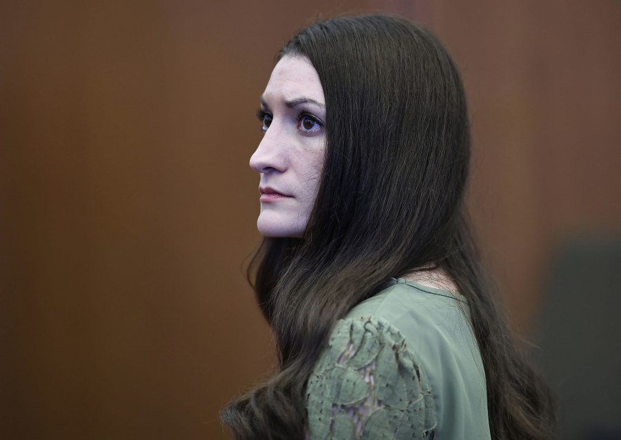 holdout-juror-in-lindsay-clancy-murder-trial-had-history-of-domestic-abuse-allegations