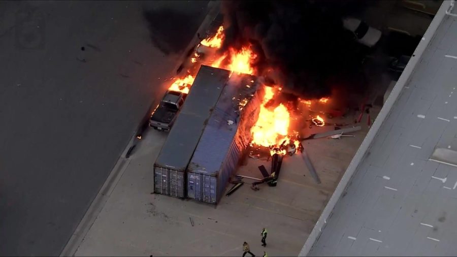news-helicopter-crashes-near-deadly-la.-bus-collision,-at-least-3-killed