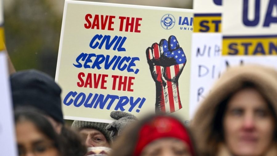 federal-employees-were-paid-nearly-$7-billion-not-to-work-under-doge-effort:-gao
