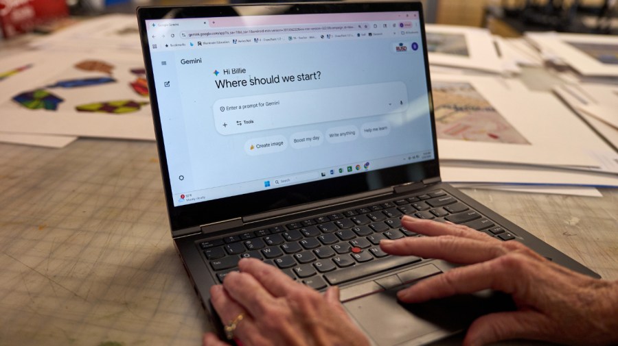 almost-3-in-4-teachers-want-screen-time-limits-in-schools:-gallup