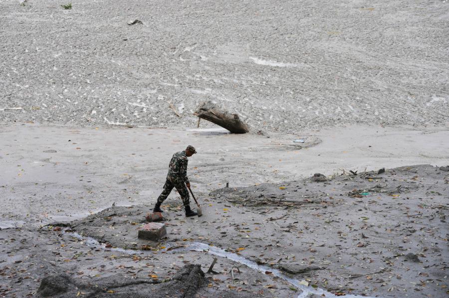 climate-change-made-deadly-nepal-glacier-and-rock-collapse-more-likely,-according-to-analysis