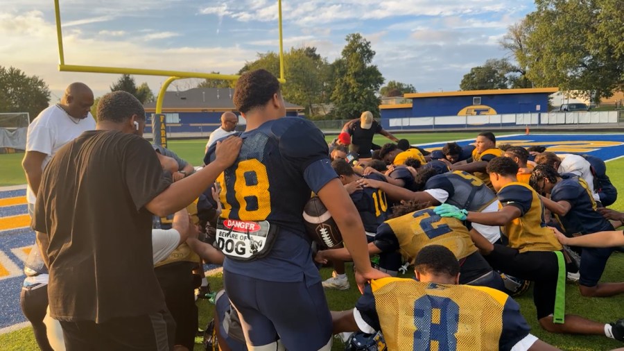 farrell-takes-on-wilmington-in-battle-of-the-unbeatens