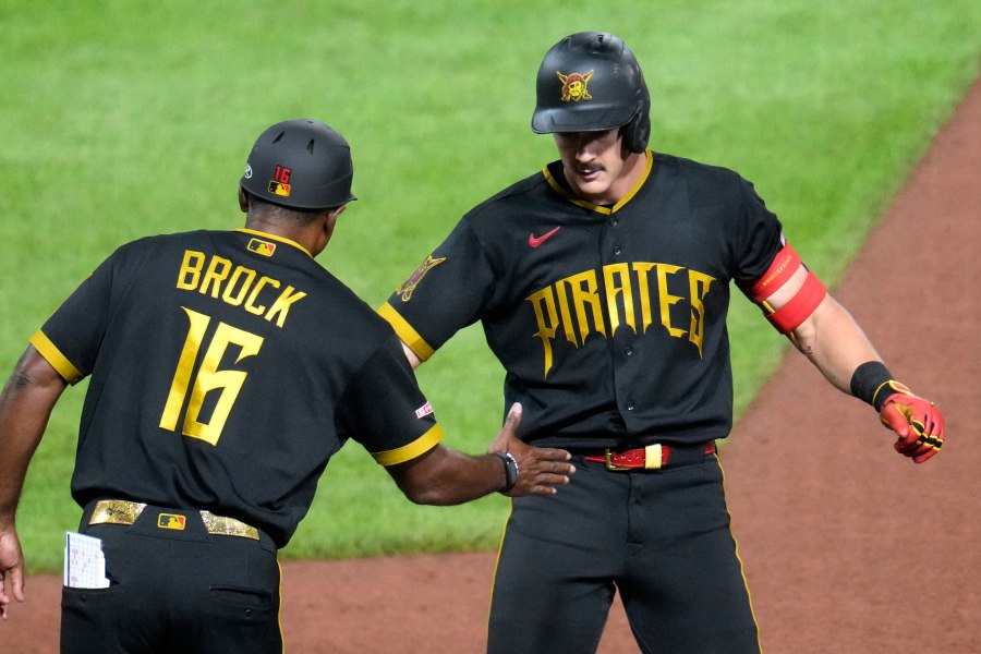 pirates-rally-past-the-royals-to-reach.500