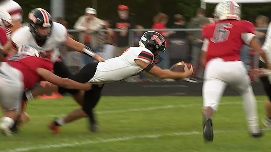 highlights:-newton-falls-vs.-labrae-high-school-football