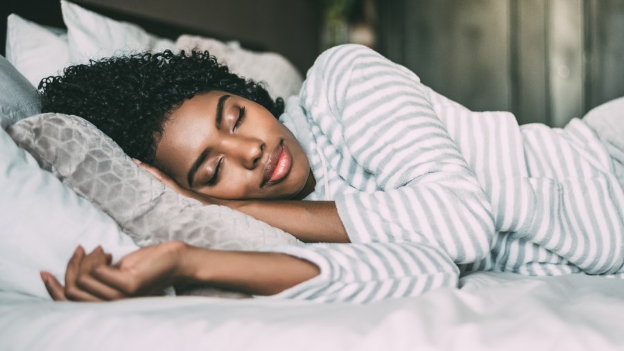 ‘sleepmaxxing’-trend-could-actually-make-it-harder-to-sleep,-expert-says