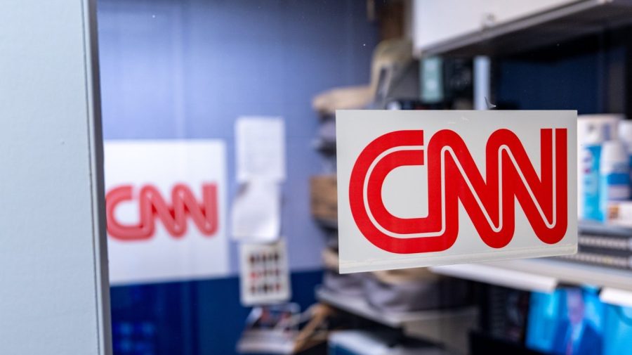news-outlets-banned-from-white-house-to-sue-trump-administration