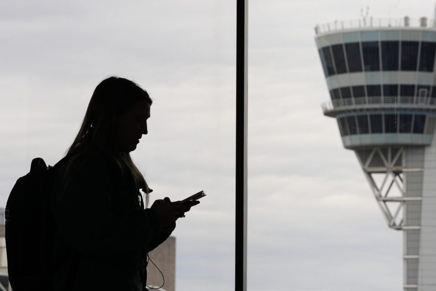 flights-disrupted-across-northeast-over-technical-problems