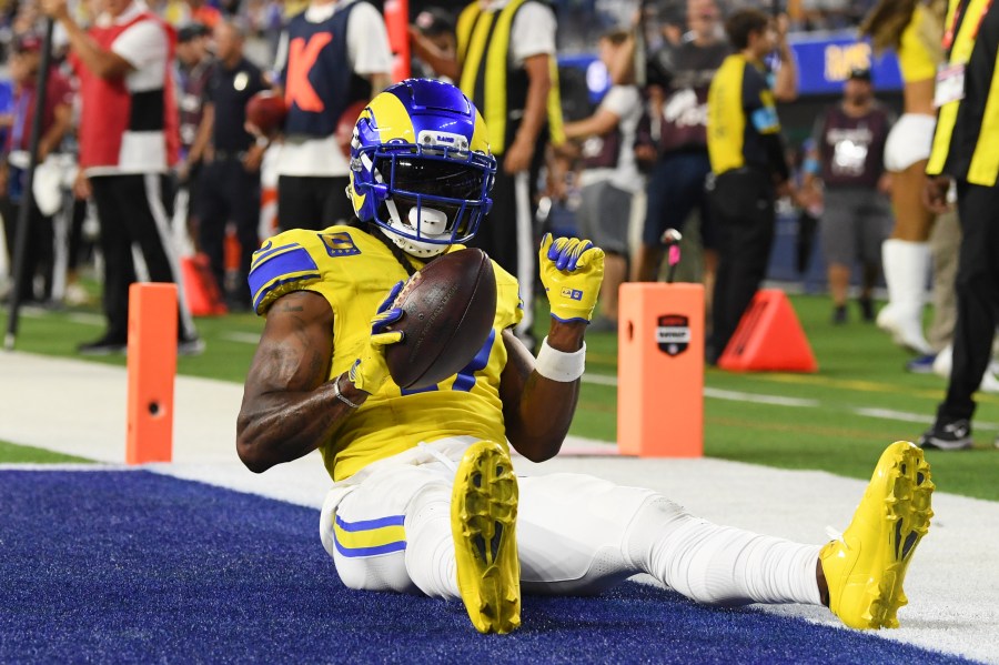 davante-adams,-matthew-stafford-lead-rams-past-giants-28-6