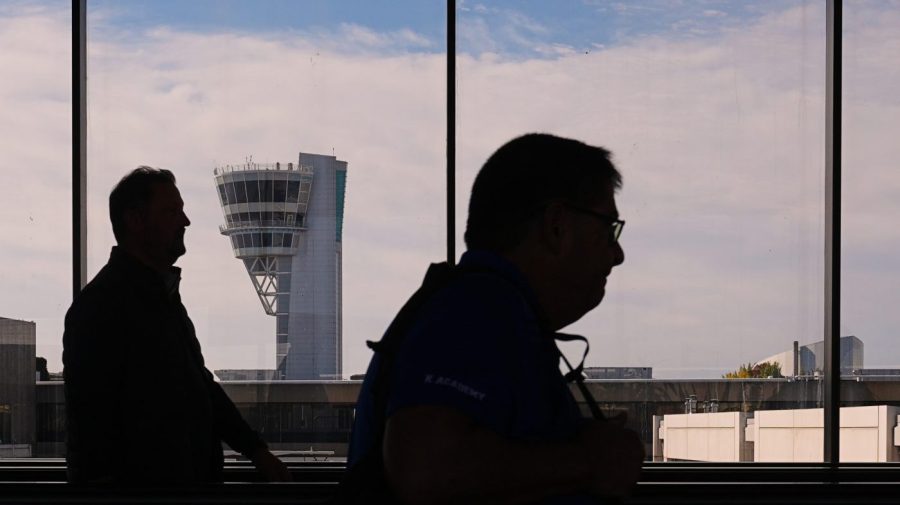 airports-resume-operations-after-massive-disruptions-in-northeast