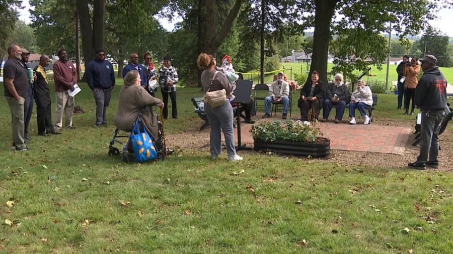 new-patio-built-in-dedication-of-youngstown-volunteer